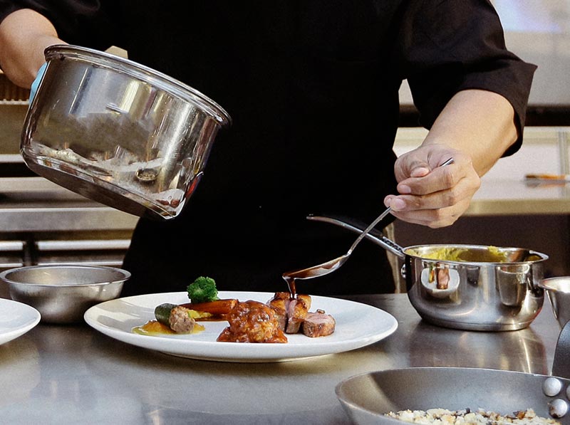 Elgeewrites About video